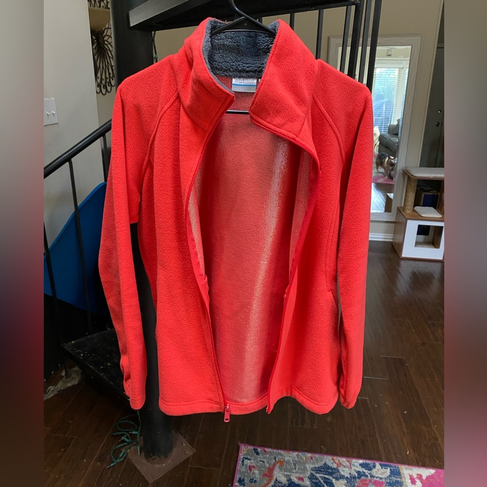 Medium coral Columbia jacket
